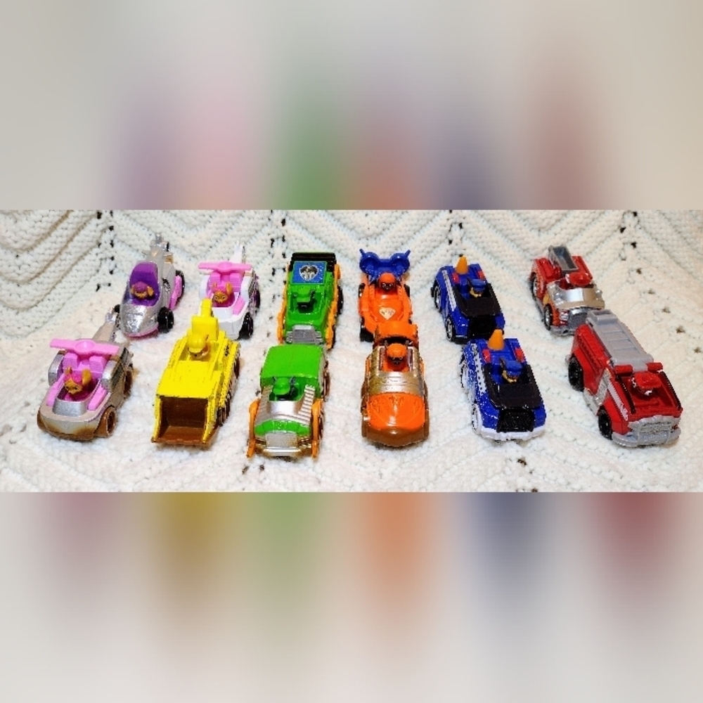 Paw Patrol True Metal  Off Road Cars + 7 Cars Lot of 12